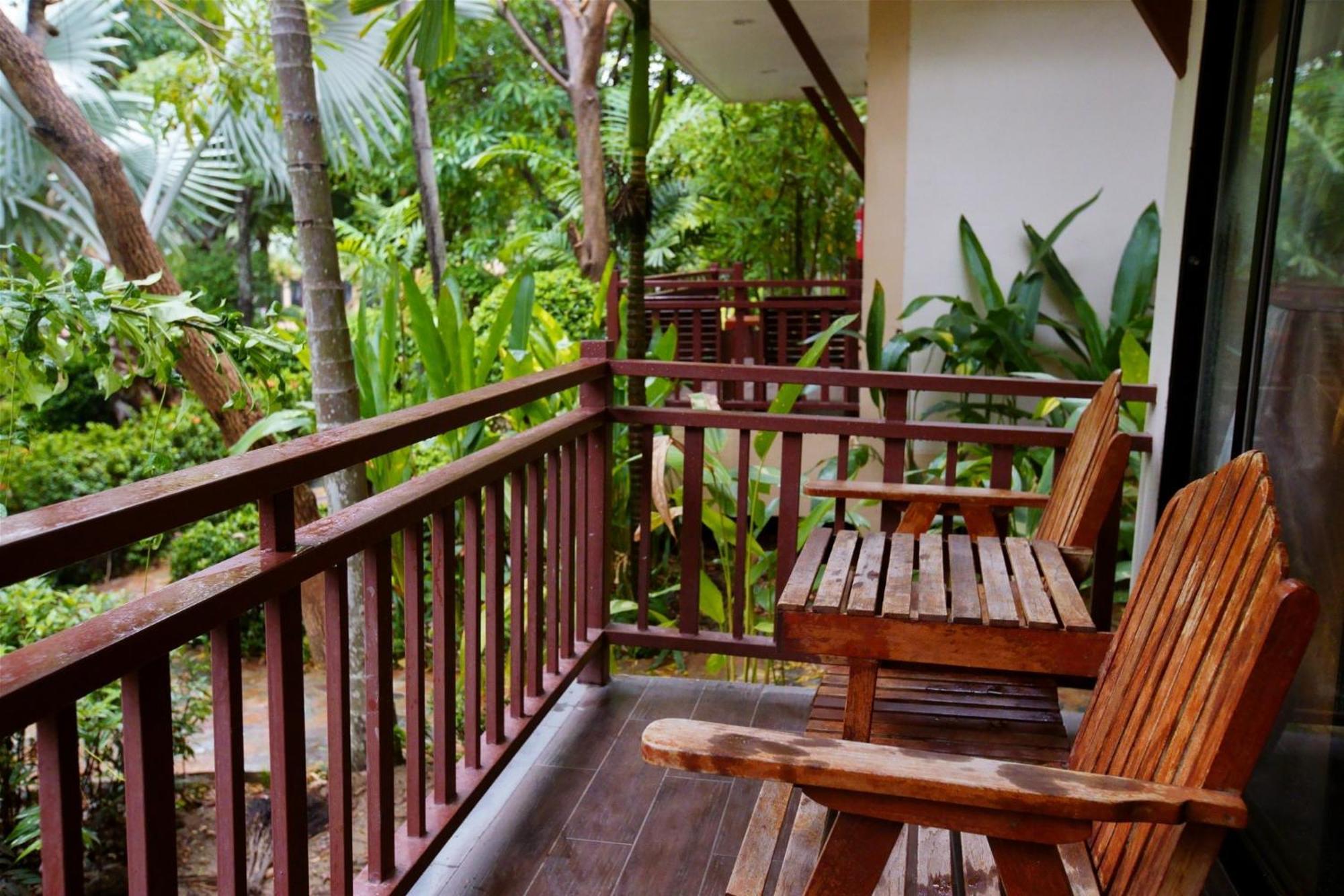 Chawalun Resort Don Tum Eksteriør bilde