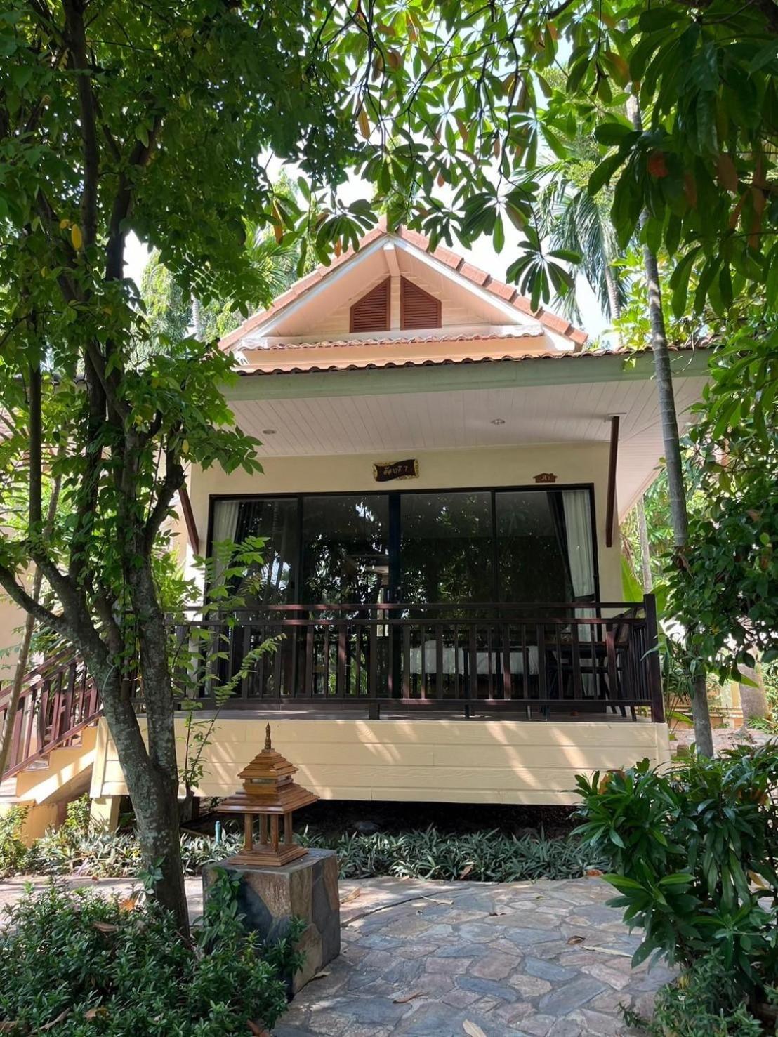 Chawalun Resort Don Tum Eksteriør bilde